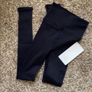 NWT Reveal Tight 7/8